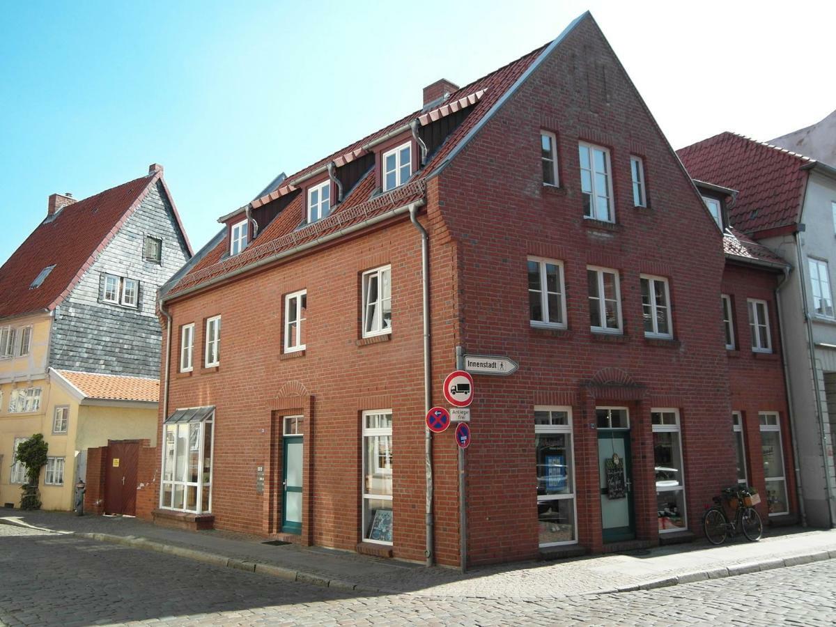 Altstadtglueck - Inklusive Privatparkplatz! Luneburg Luaran gambar